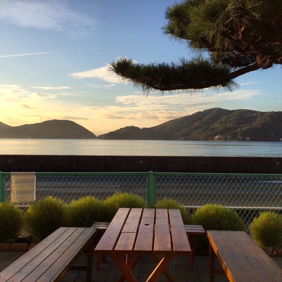 Shodoshima Olive Youth Hostel ภายนอก รูปภาพ