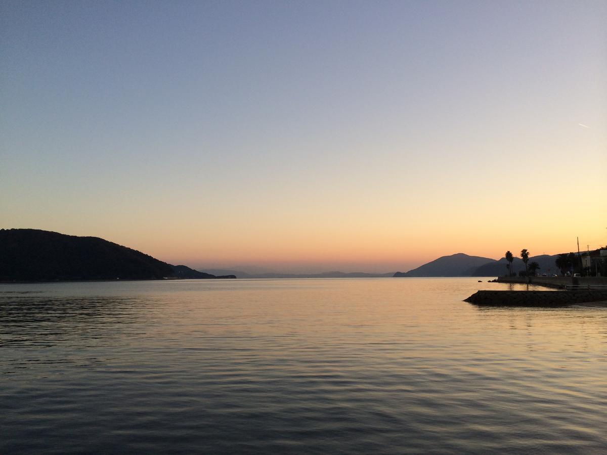 Shodoshima Olive Youth Hostel ภายนอก รูปภาพ