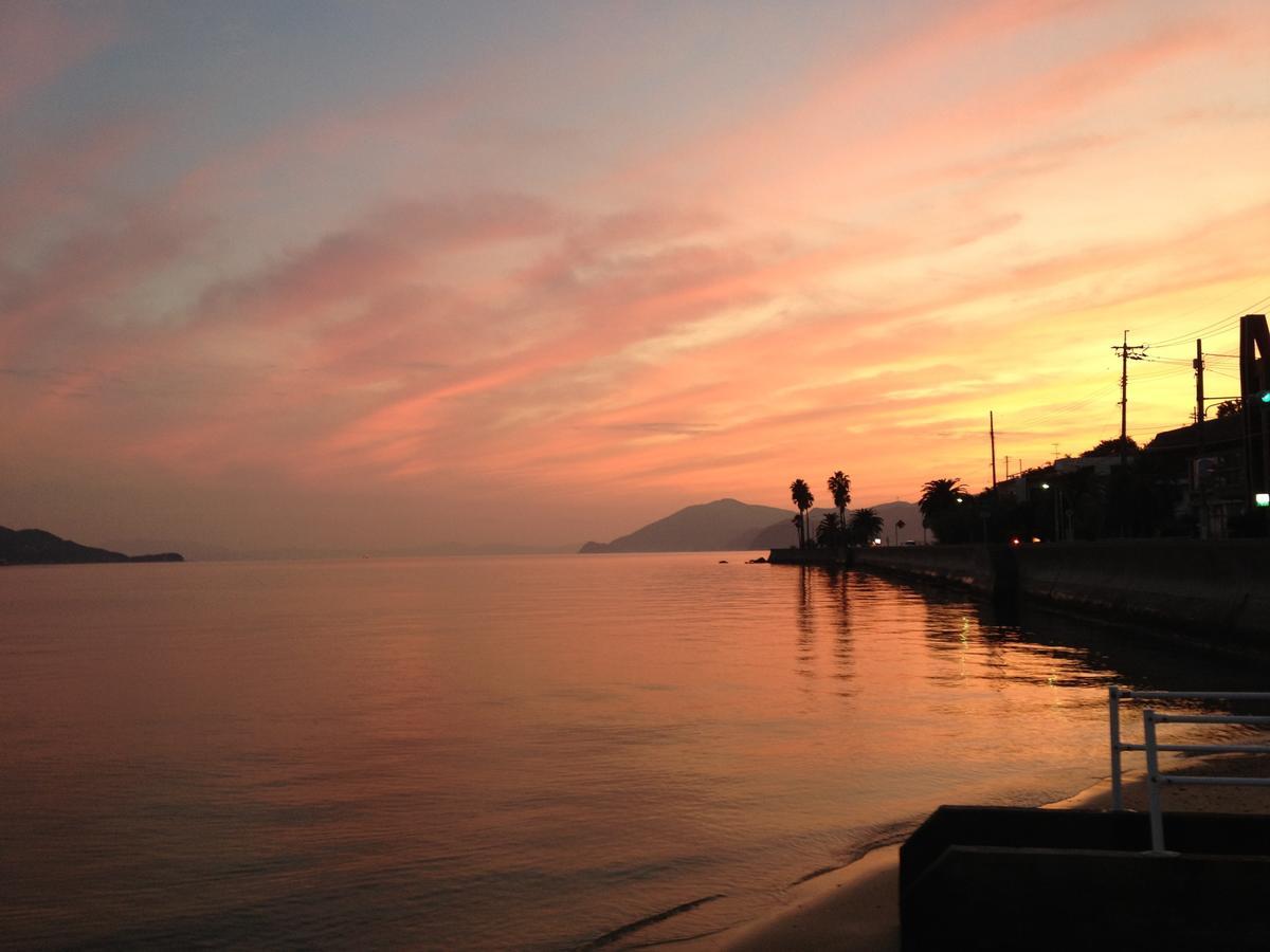 Shodoshima Olive Youth Hostel ภายนอก รูปภาพ